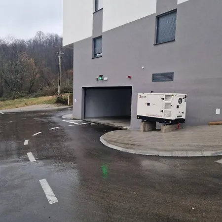 Damjan Apartman